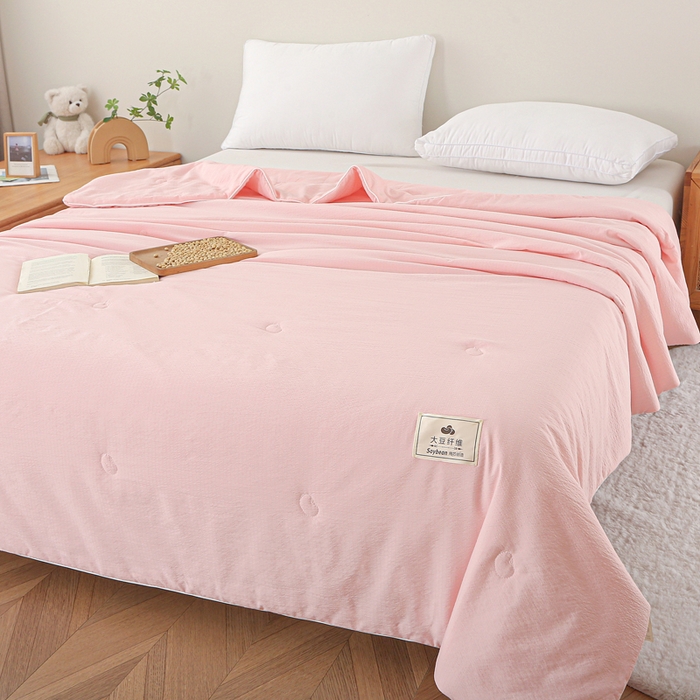 91家纺网 家纺一手货源 找家纺 亚龙工厂店 2026春夏新款爆款法式小香风皱皱纱木棉大豆被夏被 玉色