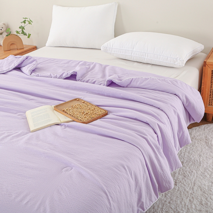 91家纺网 家纺一手货源 找家纺 亚龙工厂店 2026春夏新款爆款法式小香风皱皱纱木棉大豆被夏被 紫色