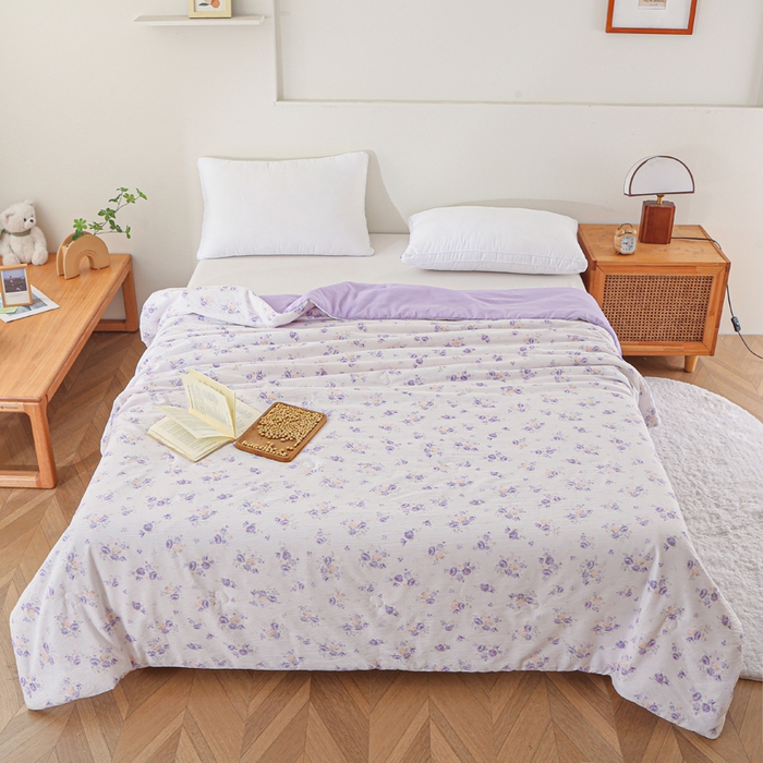 91家纺网 家纺一手货源 找家纺 亚龙工厂店 2026春夏新款爆款法式小香风皱皱纱木棉大豆被夏被 紫萱