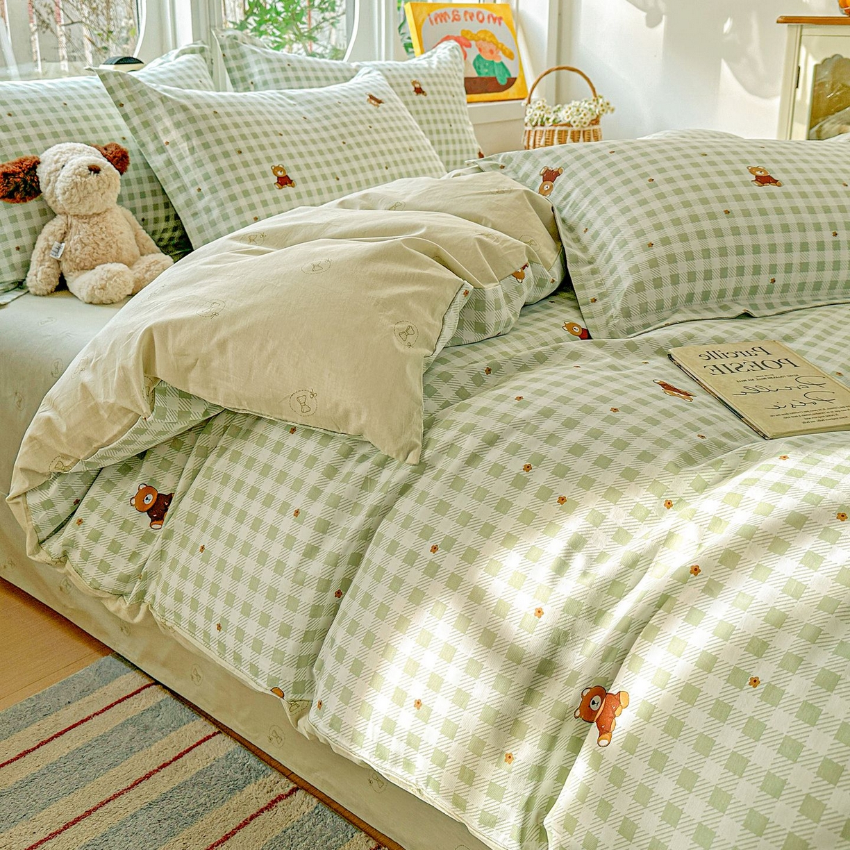 91家纺网 家纺一手货源 找家纺 恩泽家纺 2026新款13372ins全棉印花四件套单品系列-四件套 酷仔熊