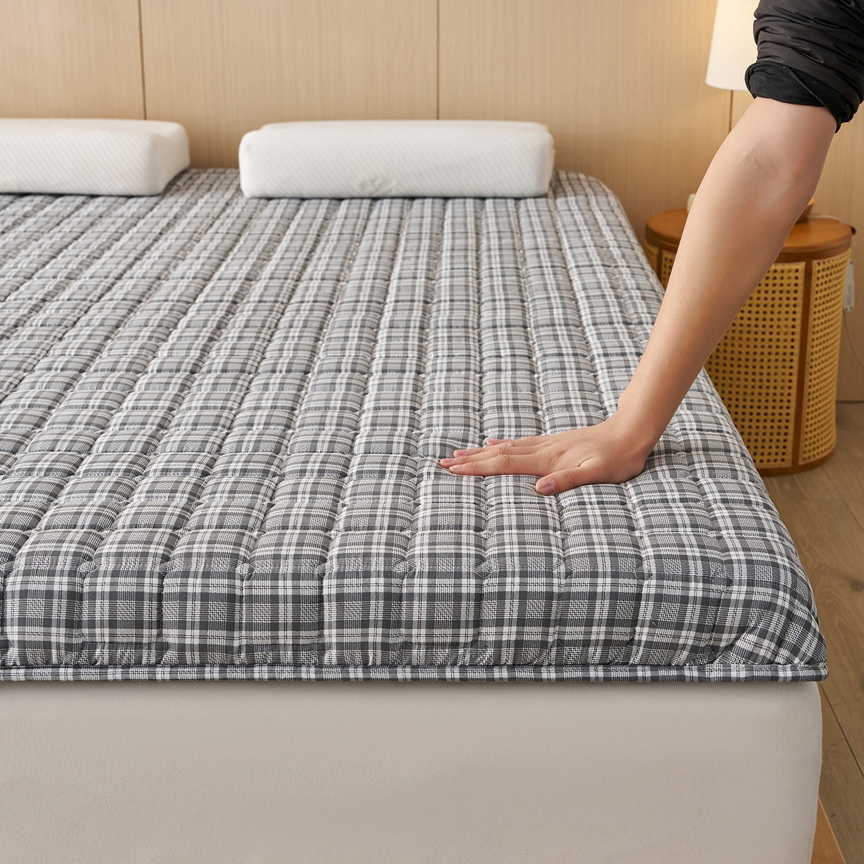 91家纺网 家纺一手货源 找家纺 （总）月茶家纺 2026新款单边格调新疆棉床垫