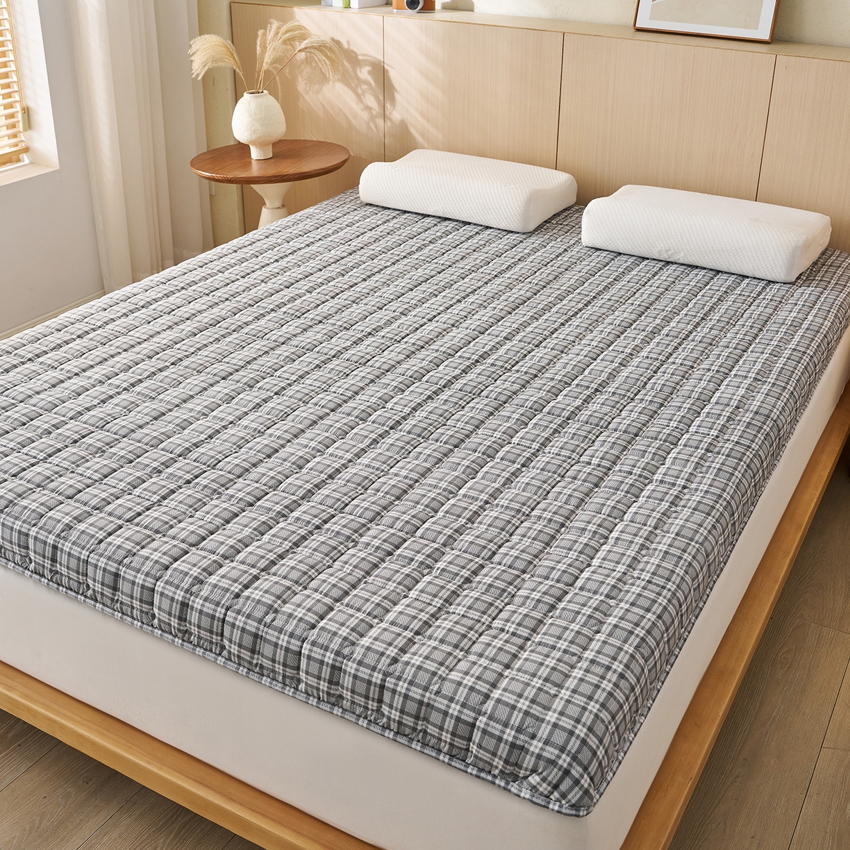 91家纺网 家纺一手货源 找家纺 月茶家纺 2026新款单边格调新疆棉床垫 格调黑