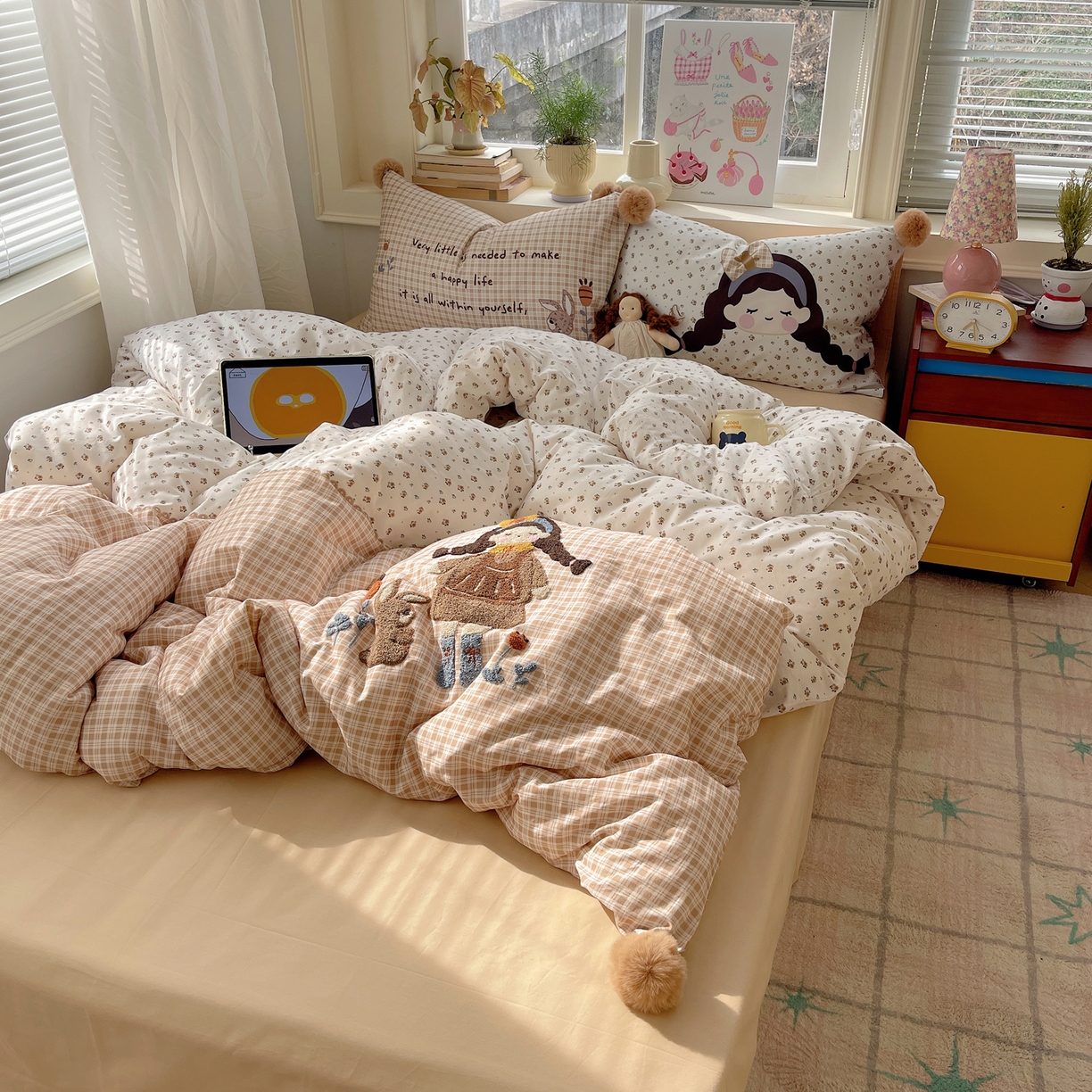 91家纺网 家纺一手货源 找家纺 丽涵家纺 2026新款全棉数码印花毛巾绣四件套-少女派 甜茶女孩