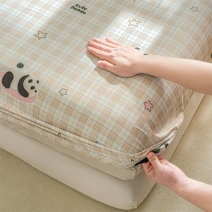 91家纺网 家纺一手货源 找家纺 帛织澜家纺 2026新款A类新疆全棉纯棉12868单品印花床笠系列（预留缩水，提供质检报告） 星空熊猫