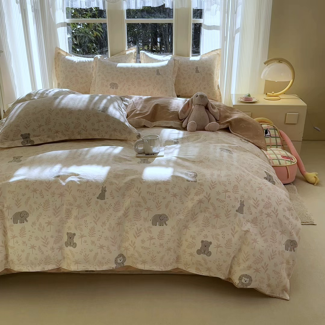 91家纺网 家纺一手货源 找家纺 帛织澜家纺 2026新款A类新疆全棉纯棉12868单品印花床笠系列（预留缩水，提供质检报告） 森林小镇