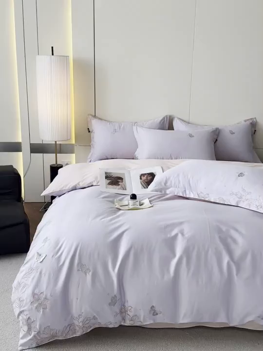 91家纺网 家纺一手货源 找家纺 乐美家纺 2026年春夏新品全棉刺绣花至系列四件套 花至（丁香紫）