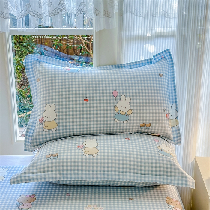 91家纺网 家纺一手货源 找家纺 帛织澜家纺 2026新款A类新疆全棉纯棉12868单品印花枕套系列（预留缩水，提供质检报告） 萌友聚会