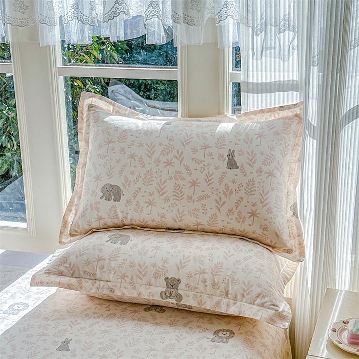 91家纺网 家纺一手货源 找家纺 帛织澜家纺 2026新款A类新疆全棉纯棉12868单品印花四件套（预留缩水，提供质检报告） 森林小镇