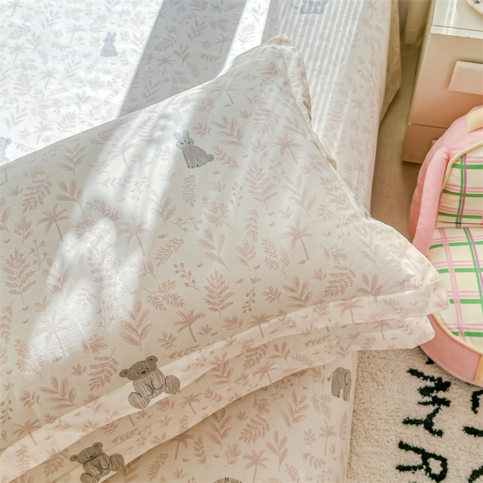 91家纺网 家纺一手货源 找家纺 帛织澜家纺 2026新款A类新疆全棉纯棉12868单品印花四件套（预留缩水，提供质检报告） 森林小镇