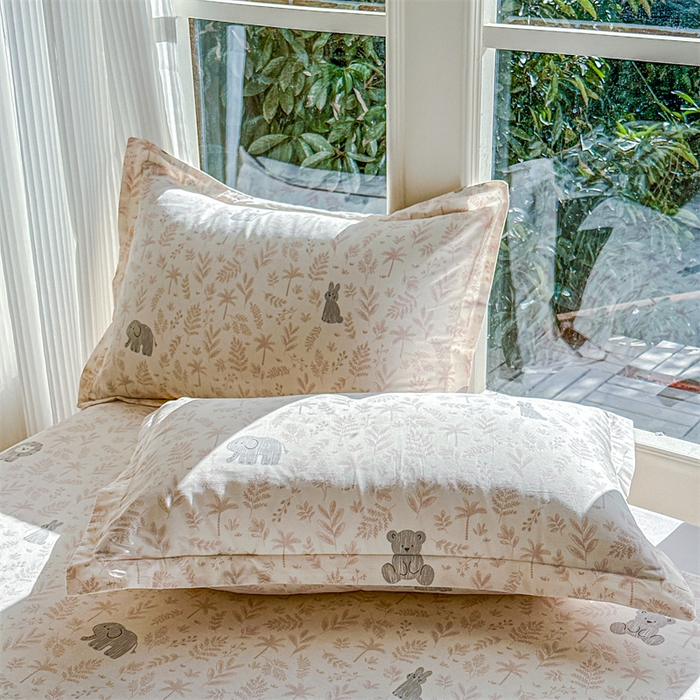 91家纺网 家纺一手货源 找家纺 帛织澜家纺 2026新款A类新疆全棉纯棉12868单品印花四件套（预留缩水，提供质检报告） 森林小镇