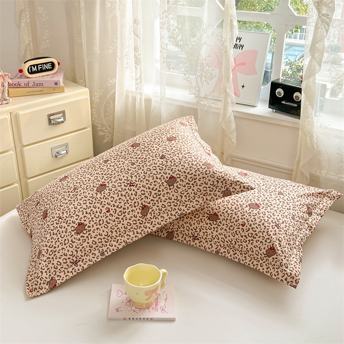 91家纺网 家纺一手货源 找家纺 圣比熊 2026新款A类云朵棉单层枕套宿舍单人单只一只装枕芯内胆套-单层压线 豹纹猫猫（单层压线）