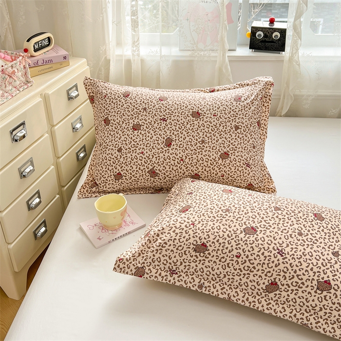 91家纺网 家纺一手货源 找家纺 圣比熊 2026新款A类云朵棉单层枕套宿舍单人单只一只装枕芯内胆套-单层压线 豹纹猫猫（单层压线）