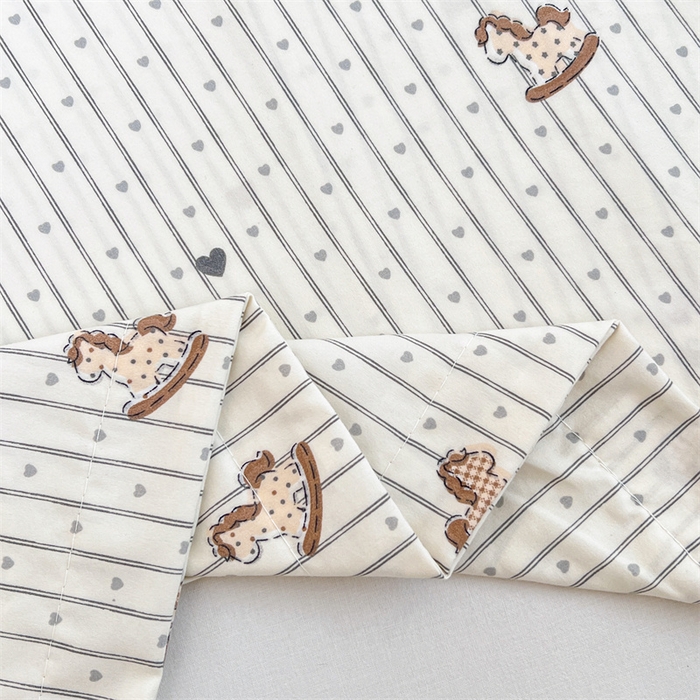 91家纺网 家纺一手货源 找家纺 圣比熊 2026新款A类云朵棉单层枕套宿舍单人单只一只装枕芯内胆套-单层压线 玩趣木马（单层压线）