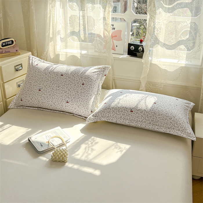 91家纺网 家纺一手货源 找家纺 圣比熊 2026新款A类云朵棉单层枕套宿舍单人单只一只装枕芯内胆套-单层压线 樱桃花语（单层压线）