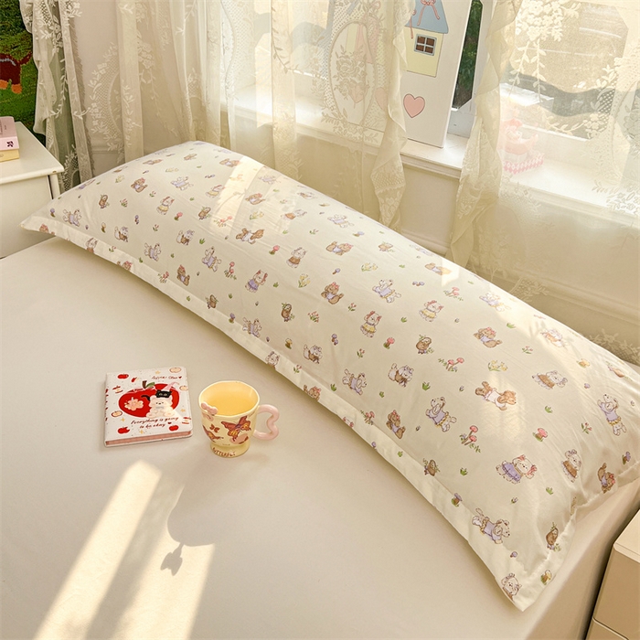 91家纺网 家纺一手货源 找家纺 圣比熊 2026新款A类云朵棉单层枕套1.8米情侣双人加长枕芯内胆套-单层压线 欢喜汪汪（单层压线）