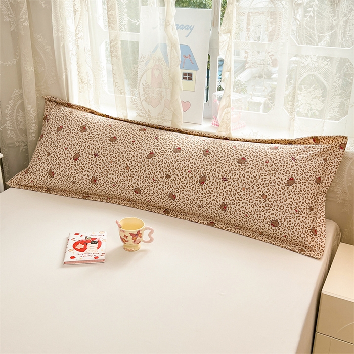 91家纺网 家纺一手货源 找家纺 圣比熊 2026新款A类云朵棉单层枕套1.8米情侣双人加长枕芯内胆套-单层压线 豹纹猫猫（单层压线）