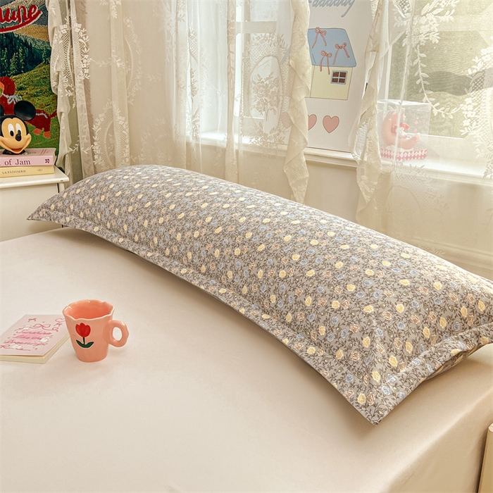 91家纺网 家纺一手货源 找家纺 圣比熊 2026新款A类云朵棉单层枕套1.8米情侣双人加长枕芯内胆套-单层压线 海棠花开（单层压线）