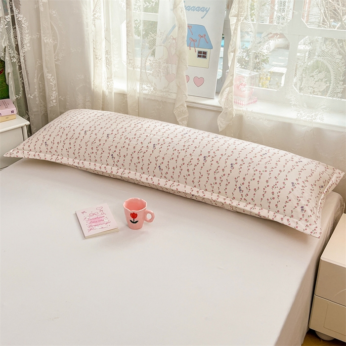 91家纺网 家纺一手货源 找家纺 圣比熊 2026新款A类云朵棉单层枕套1.8米情侣双人加长枕芯内胆套-单层压线 花漾甜心（单层压线）