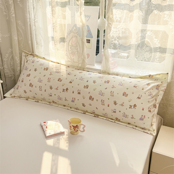 91家纺网 家纺一手货源 找家纺 圣比熊 2026新款A类云朵棉单层枕套1.8米情侣双人加长枕芯内胆套-单层压线 欢喜汪汪（单层压线）