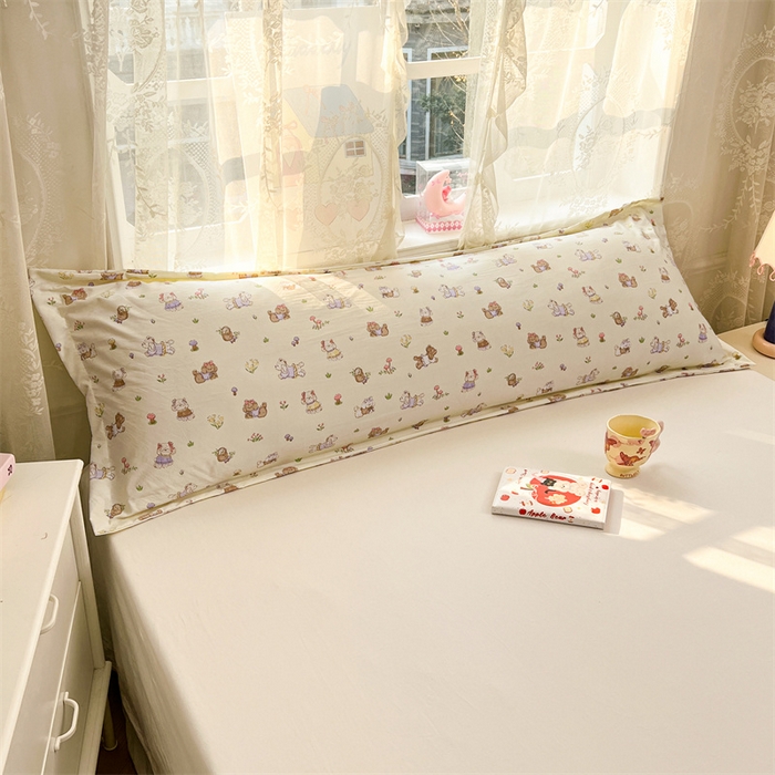 91家纺网 家纺一手货源 找家纺 圣比熊 2026新款A类云朵棉单层枕套1.8米情侣双人加长枕芯内胆套-单层压线 欢喜汪汪（单层压线）