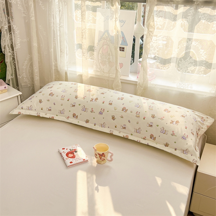 91家纺网 家纺一手货源 找家纺 圣比熊 2026新款A类云朵棉单层枕套1.8米情侣双人加长枕芯内胆套-单层压线 欢喜汪汪（单层压线）