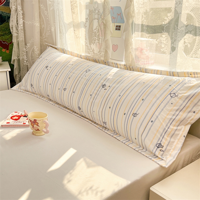 91家纺网 家纺一手货源 找家纺 圣比熊 2026新款A类云朵棉单层枕套1.8米情侣双人加长枕芯内胆套-单层压线 深海乐园（单层压线）