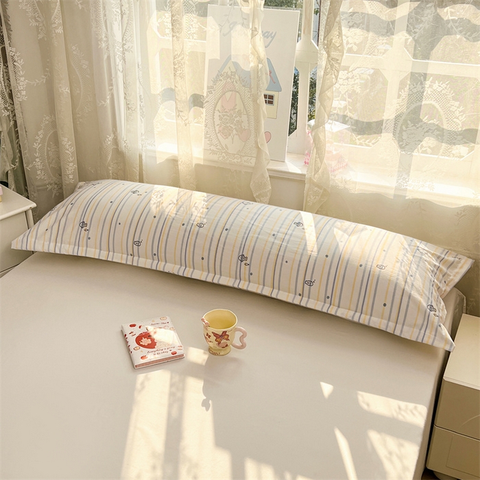 91家纺网 家纺一手货源 找家纺 圣比熊 2026新款A类云朵棉单层枕套1.8米情侣双人加长枕芯内胆套-单层压线 深海乐园（单层压线）