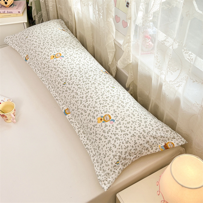 91家纺网 家纺一手货源 找家纺 圣比熊 2026新款A类云朵棉单层枕套1.8米情侣双人加长枕芯内胆套-单层压线 阳光狮（单层压线）