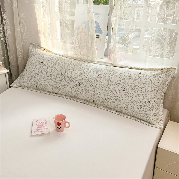 91家纺网 家纺一手货源 找家纺 圣比熊 2026新款A类云朵棉单层枕套1.8米情侣双人加长枕芯内胆套-单层压线 樱桃花语（单层压线）