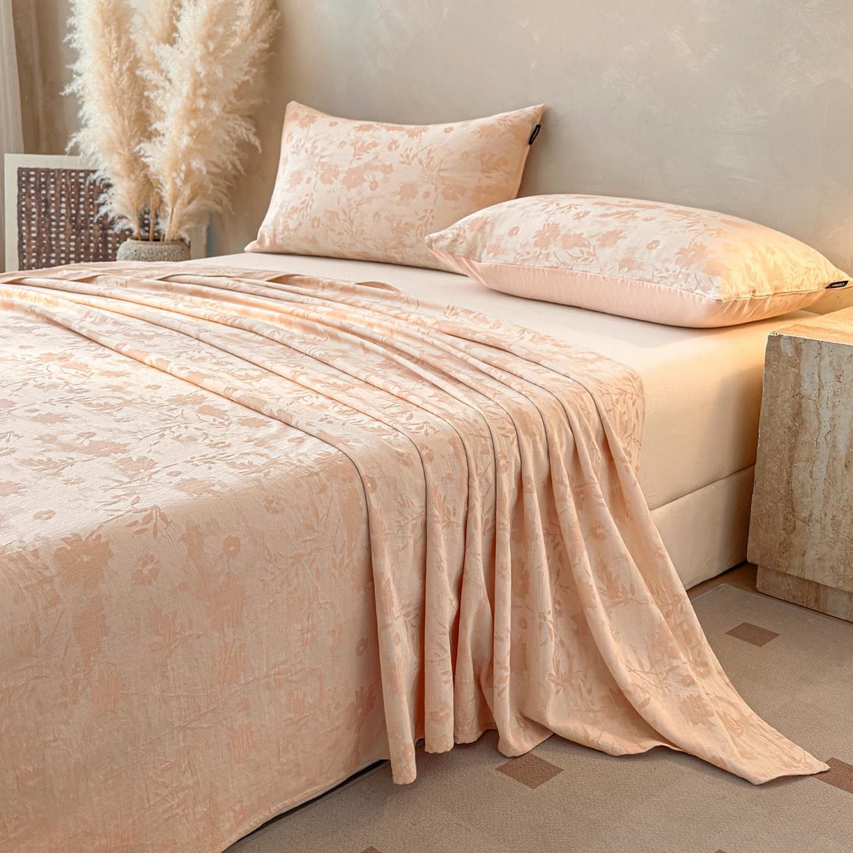 91家纺网 家纺一手货源 找家纺 涵宸家纺 2026新款全棉提花色坊系列单床单 床单-墨棉-粉