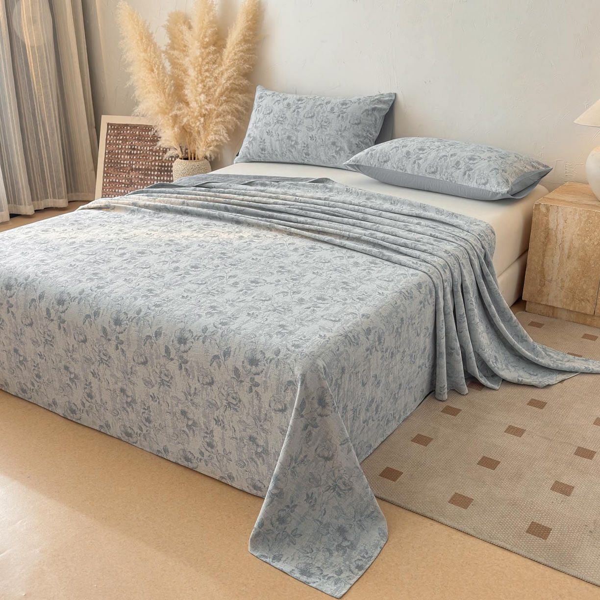 91家纺网 家纺一手货源 找家纺 涵宸家纺 2026新款全棉提花色坊系列单床单 床单-繁花盈然-蓝