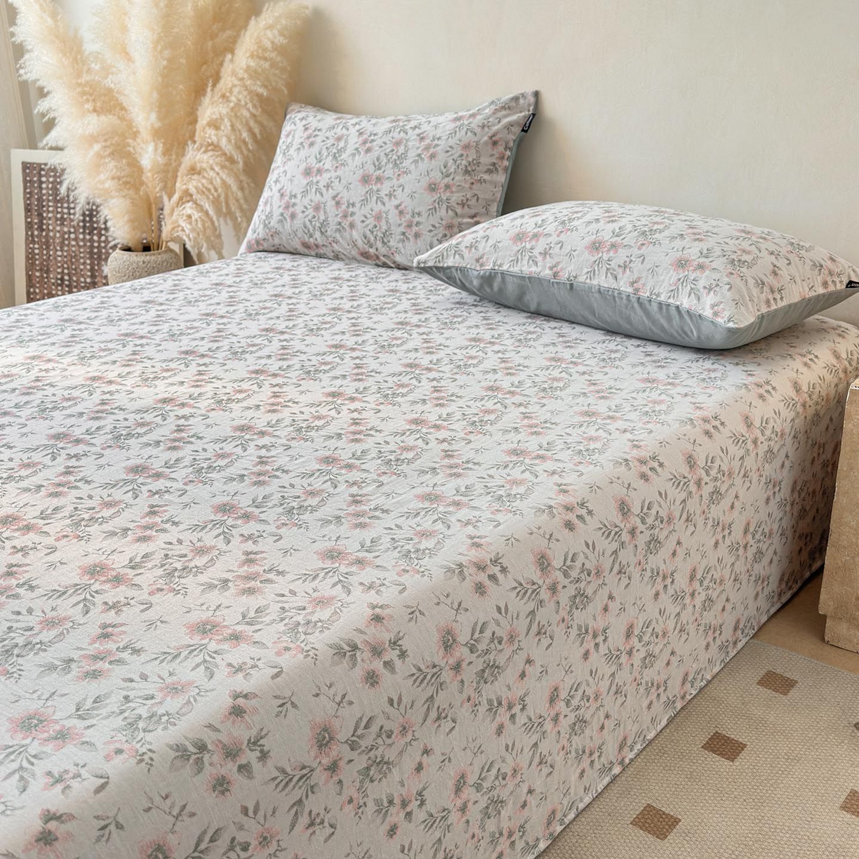 91家纺网 家纺一手货源 找家纺 涵宸家纺 2026新款全棉提花色坊系列单床单 床单-素薇-粉绿