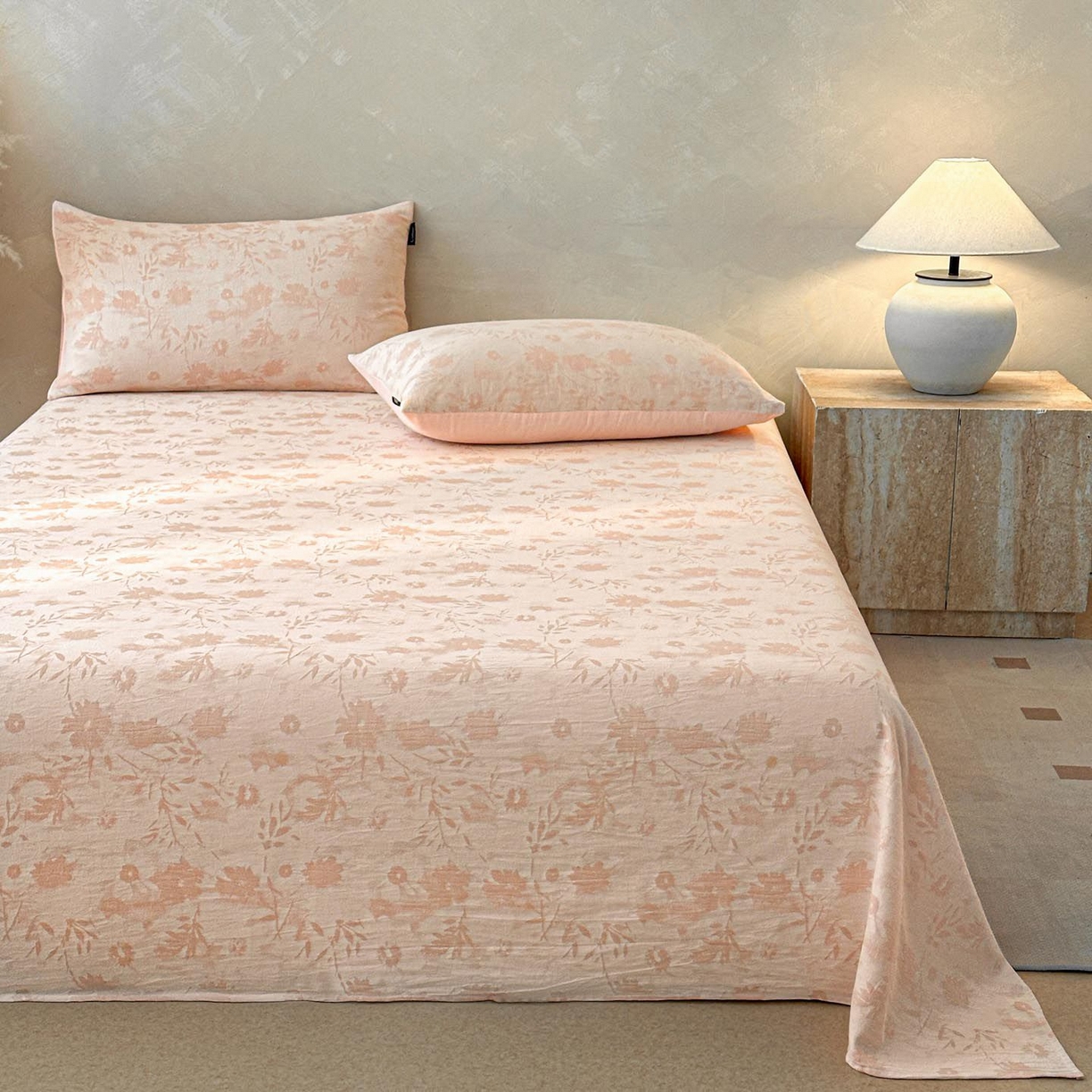 91家纺网 家纺一手货源 找家纺 涵宸家纺 2026新款全棉提花色坊系列单床单 床单-墨棉-粉