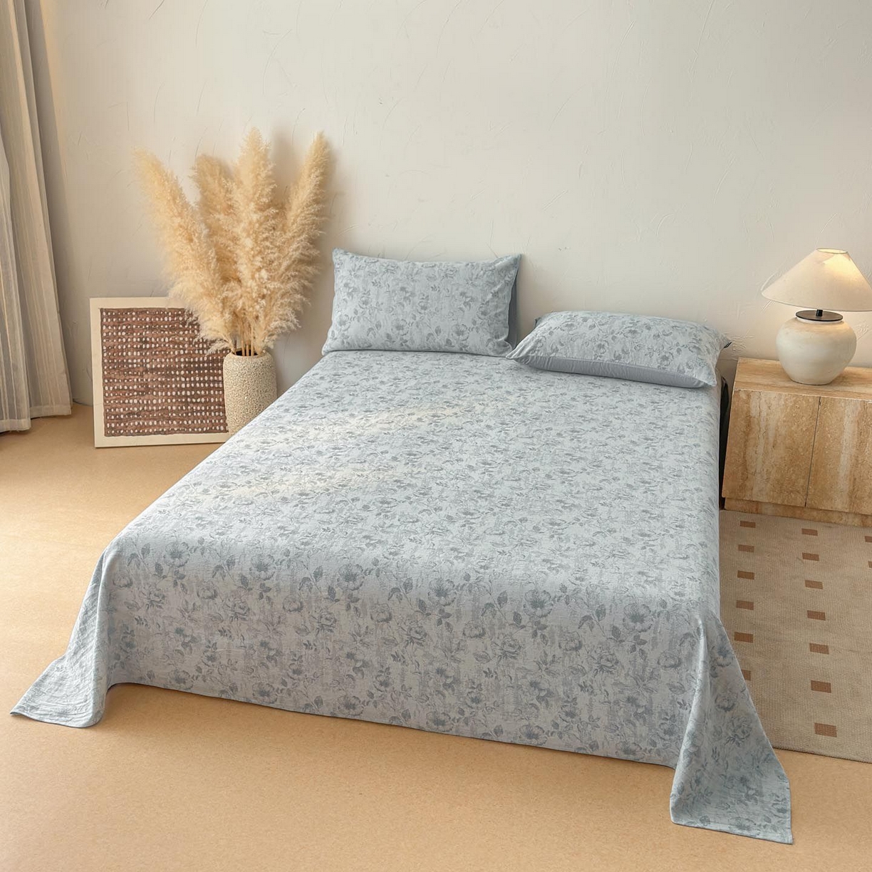 91家纺网 家纺一手货源 找家纺 涵宸家纺 2026新款全棉提花色坊系列单床单 床单-繁花盈然-蓝