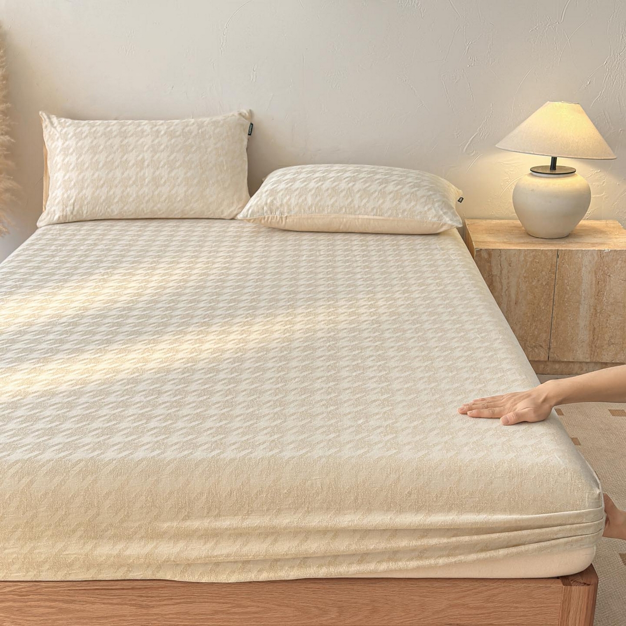 91家纺网 家纺一手货源 找家纺 涵宸家纺 2026新款全棉提花色坊系列单床笠 床笠-千熙-香槟