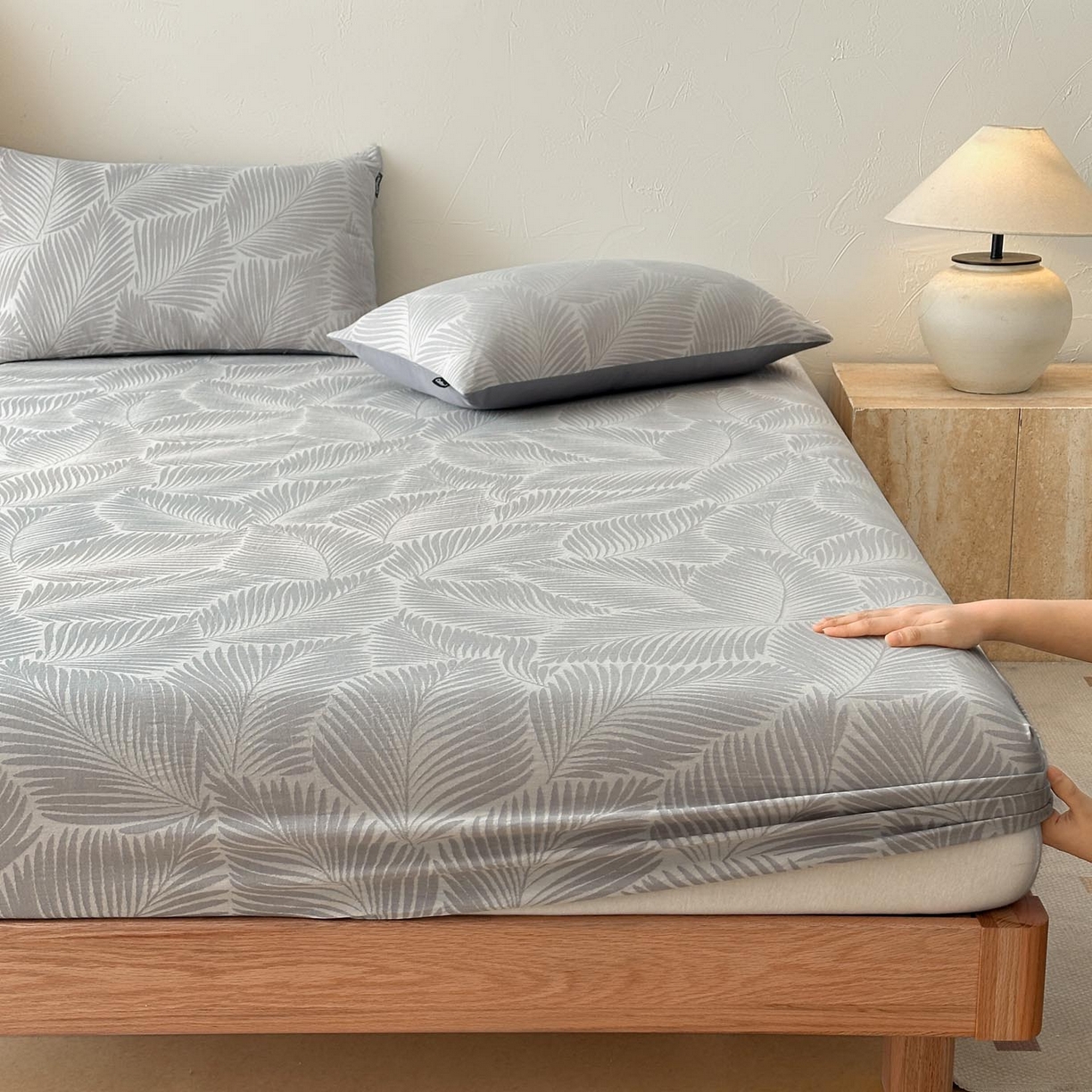 91家纺网 家纺一手货源 找家纺 涵宸家纺 2026新款全棉提花色坊系列单床笠 床笠-叶影-灰