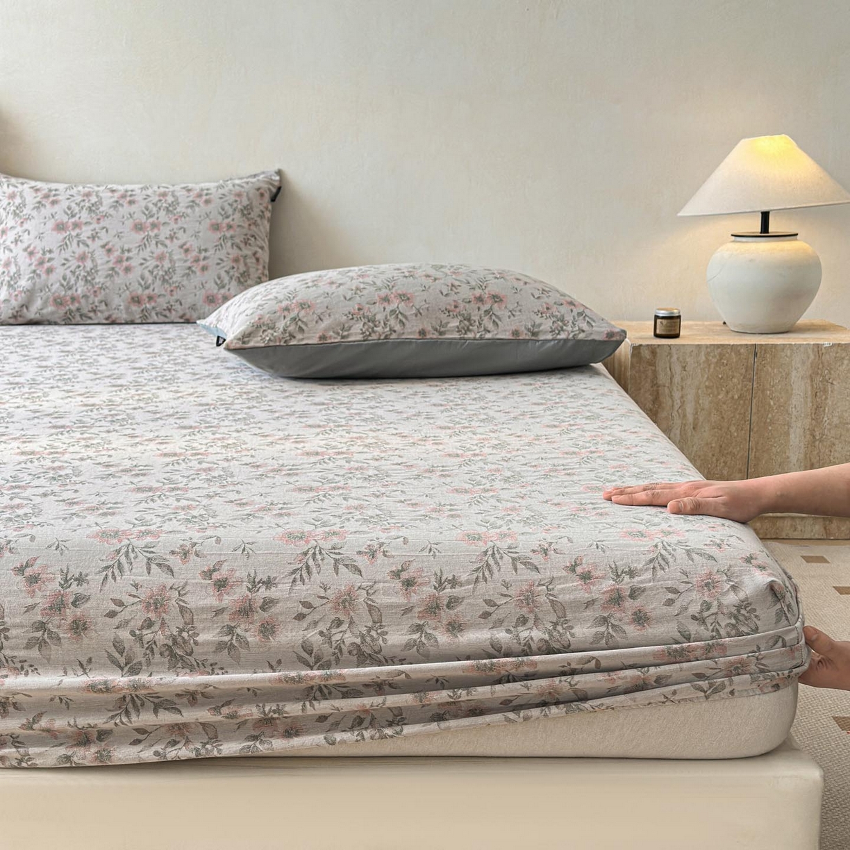 91家纺网 家纺一手货源 找家纺 涵宸家纺 2026新款全棉提花色坊系列单床笠 床笠-素薇-粉绿