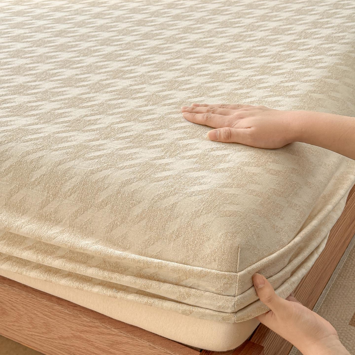 91家纺网 家纺一手货源 找家纺 涵宸家纺 2026新款全棉提花色坊系列单床笠 床笠-千熙-香槟