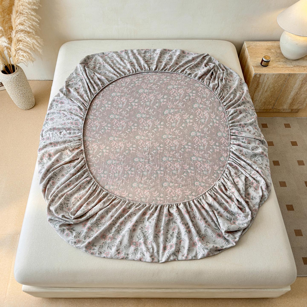 91家纺网 家纺一手货源 找家纺 涵宸家纺 2026新款全棉提花色坊系列单床笠 床笠-素薇-粉绿