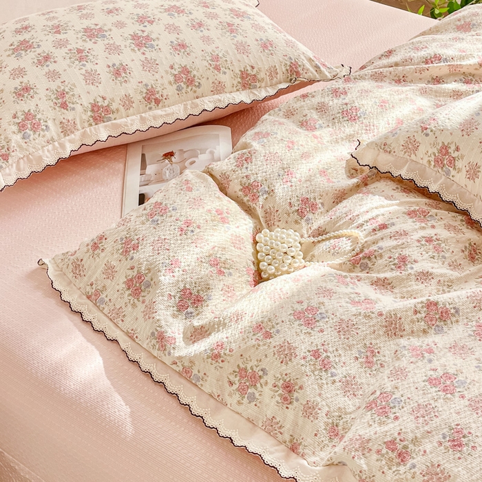 91家纺网 家纺一手货源 找家纺 尚美 2026新款泡芙棉床盖全棉绣花小花韩版四件套 槐花落