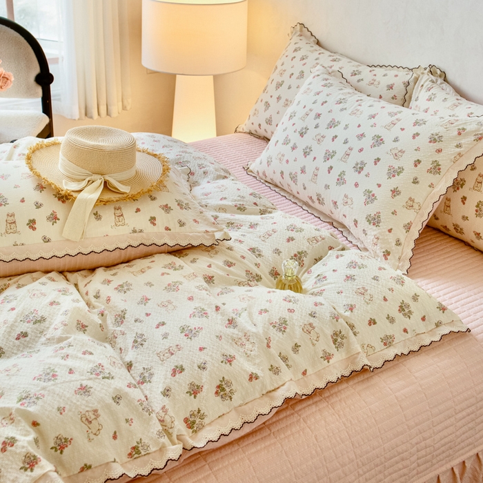 91家纺网 家纺一手货源 找家纺 尚美 2026新款泡芙棉床盖全棉绣花小花韩版四件套 幸福兔园