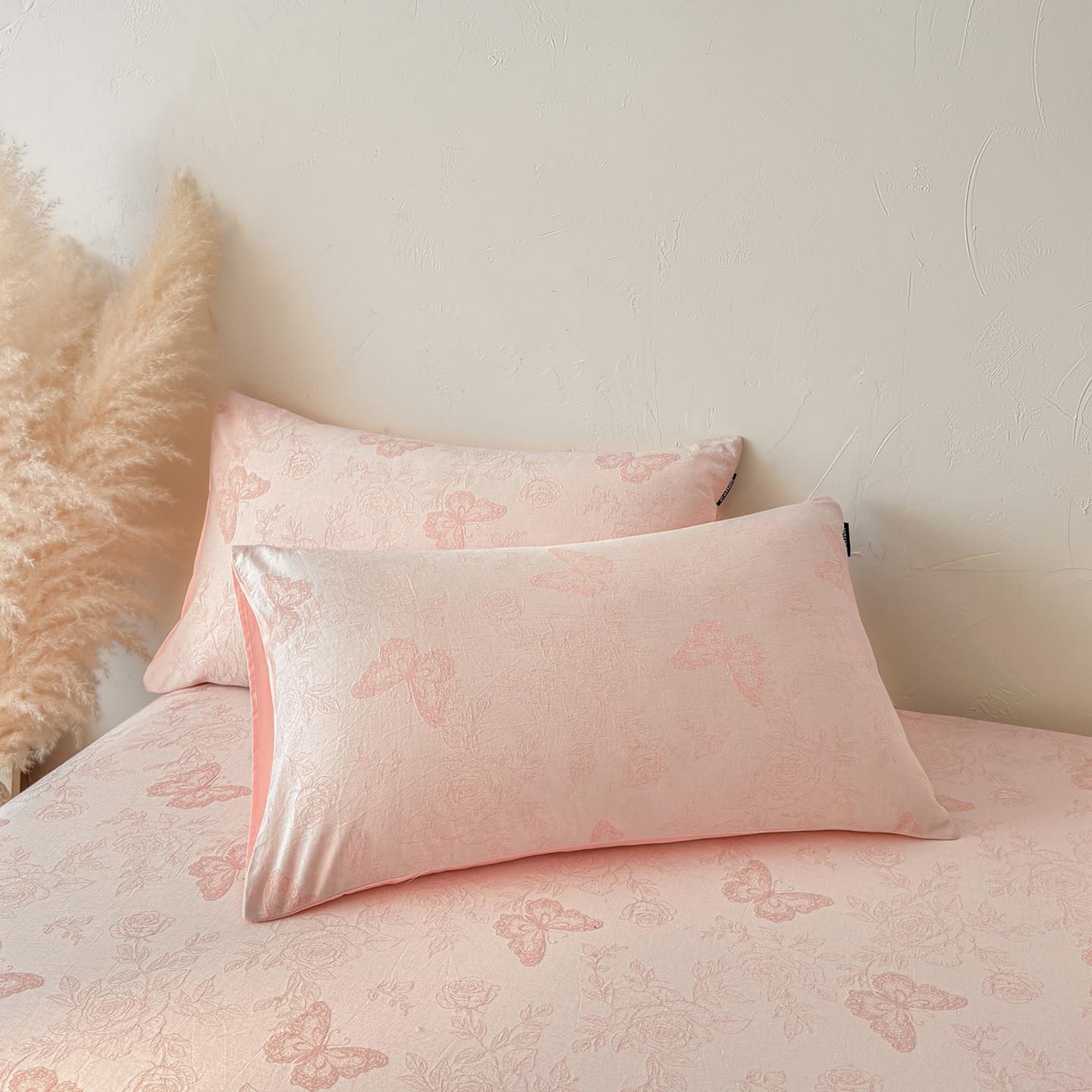 涵宸家纺 2026新款全棉提花色坊系列单枕套 枕套-玫瑰花蝶-粉
