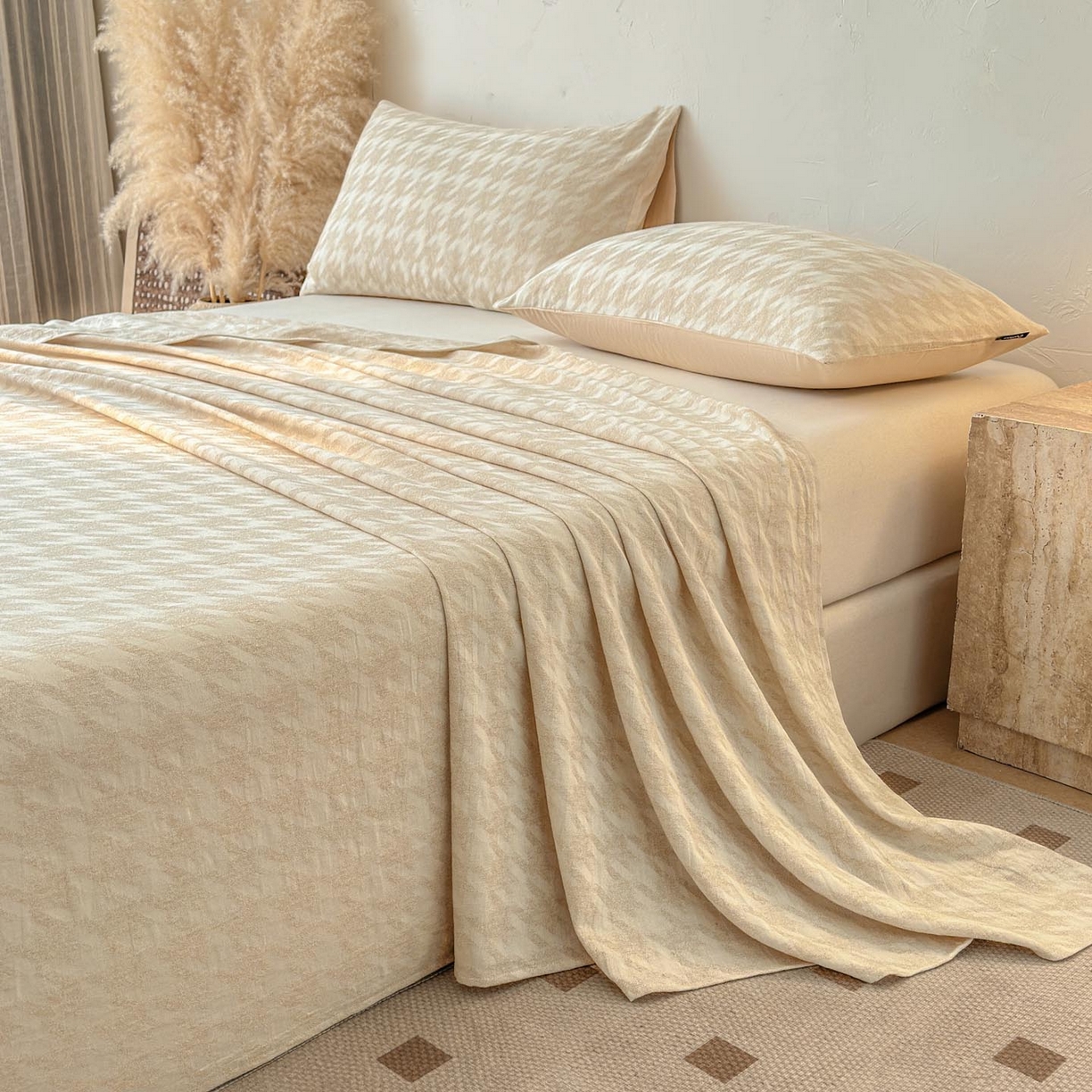 91家纺网 家纺一手货源 找家纺 涵宸家纺 2026新款全棉提花色坊系列单枕套 枕套-千熙-香槟