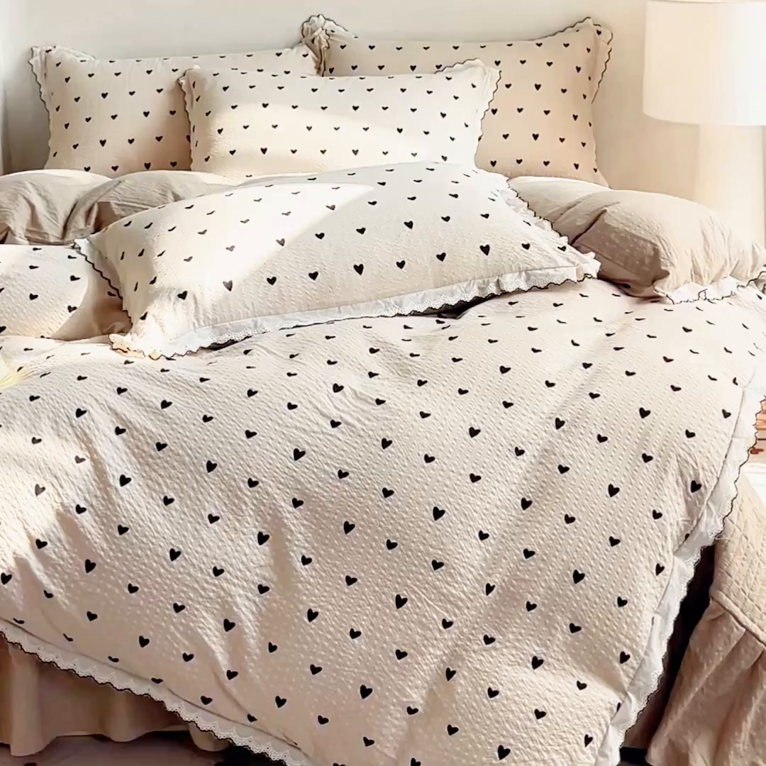 91家纺网 家纺一手货源 找家纺 尚美 2026新款泡芙棉床盖全棉绣花小花韩版四件套 爱心卡