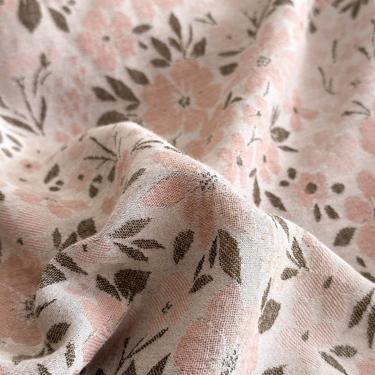 91家纺网 家纺一手货源 找家纺 涵宸家纺 2026新款全棉提花色坊系列四件套 花恋物语-粉