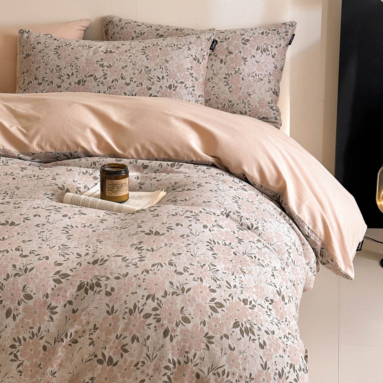 91家纺网 家纺一手货源 找家纺 涵宸家纺 2026新款全棉提花色坊系列四件套 花恋物语-粉