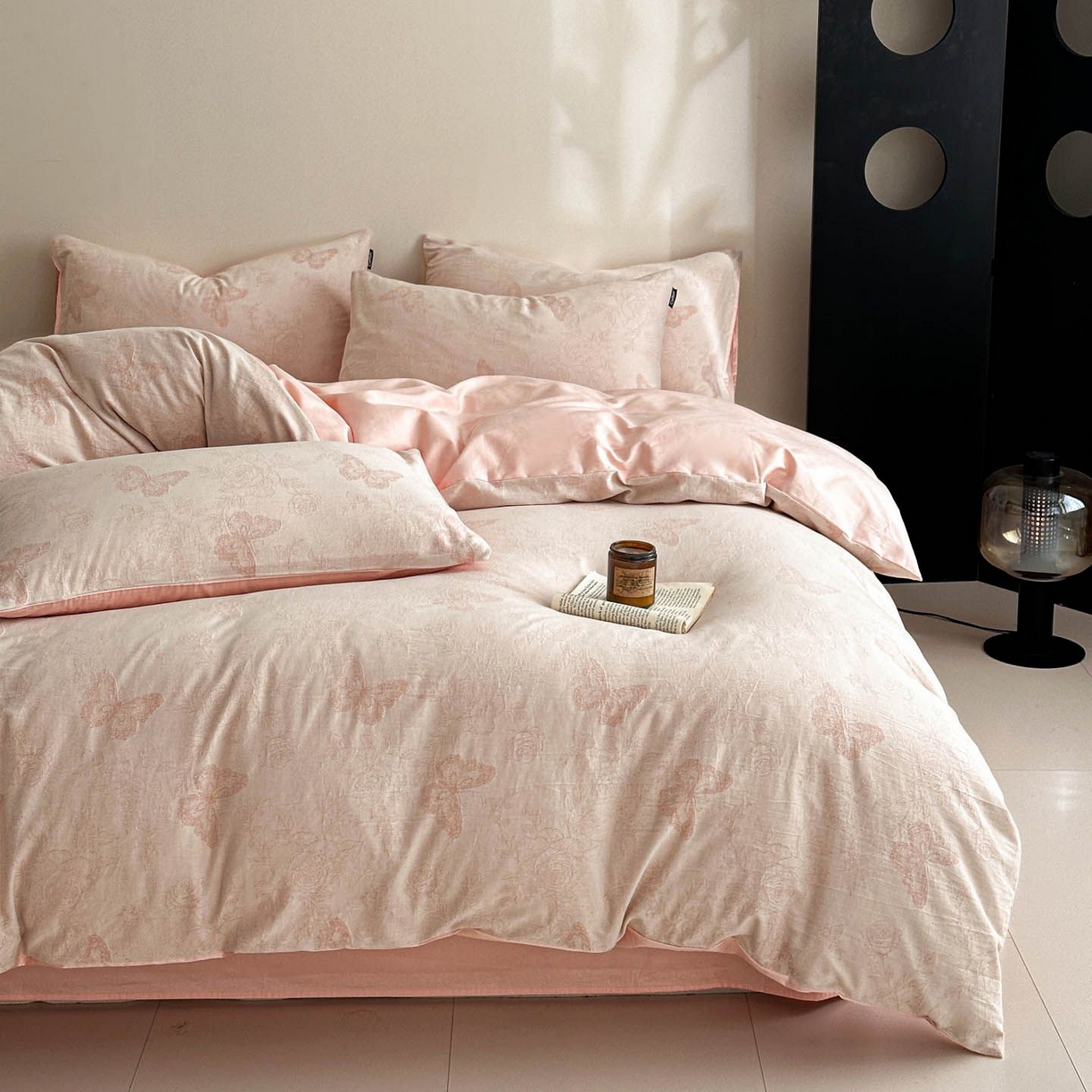 91家纺网 家纺一手货源 找家纺 涵宸家纺 2026新款全棉提花色坊系列四件套 玫瑰花蝶-粉