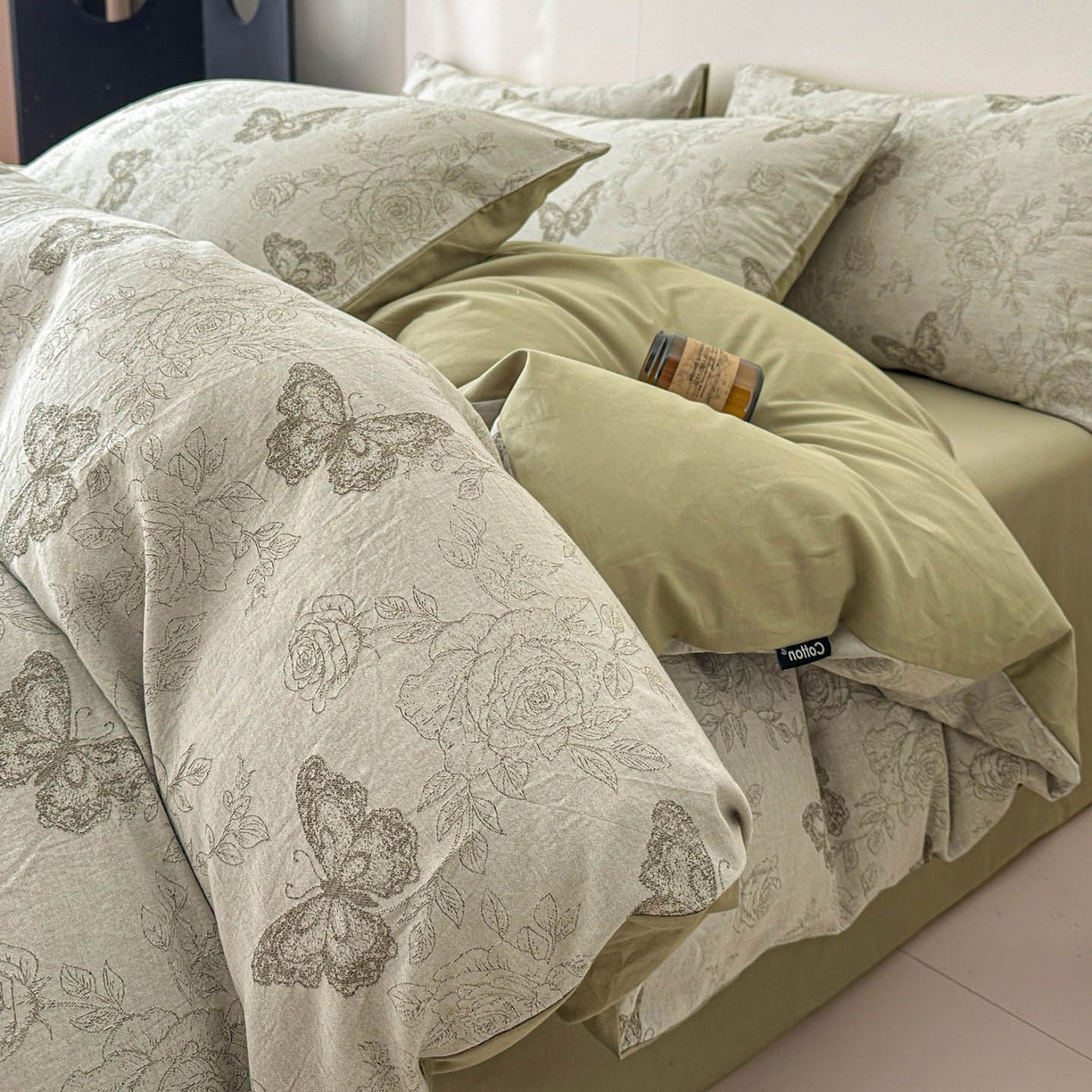 91家纺网 家纺一手货源 找家纺 涵宸家纺 2026新款全棉提花色坊系列四件套 玫瑰花蝶-绿