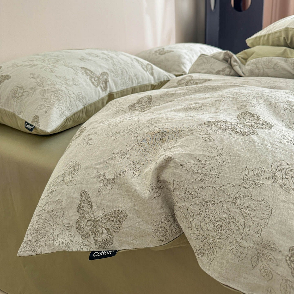 91家纺网 家纺一手货源 找家纺 涵宸家纺 2026新款全棉提花色坊系列四件套 玫瑰花蝶-绿