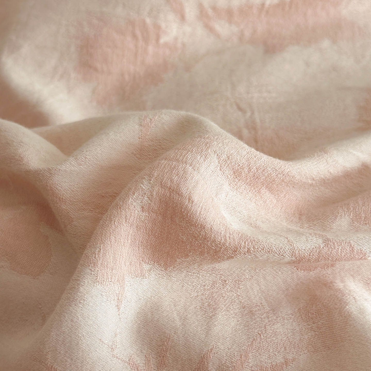 91家纺网 家纺一手货源 找家纺 涵宸家纺 2026新款全棉提花色坊系列四件套 墨棉-粉